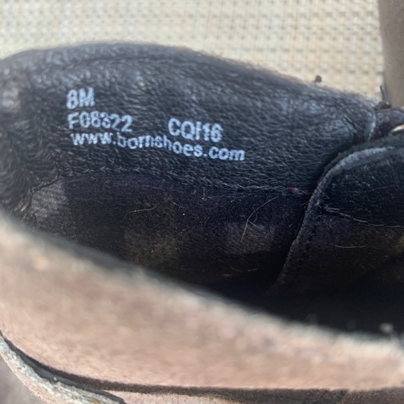 Nearly new Born ankle boots - Picture 3 of 7
